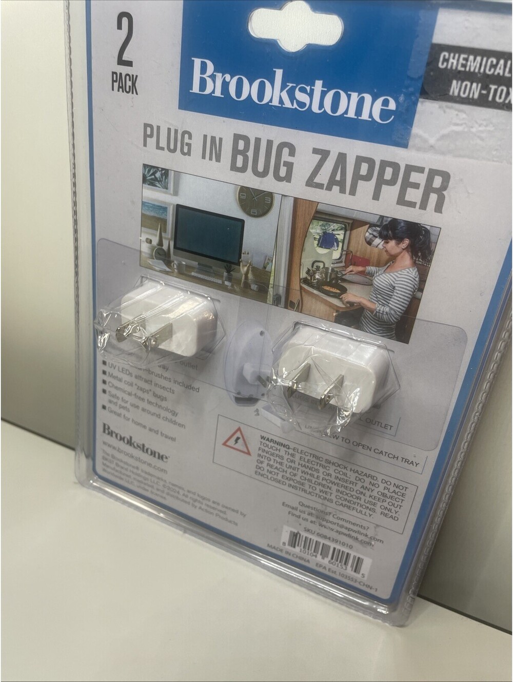 Brookstone Plug In Bug Zapper - Picture 3 of 4